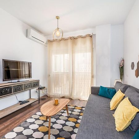 مالقة C29 - Trendy Central Apartment With Small Parking And Terrace المظهر الخارجي الصورة